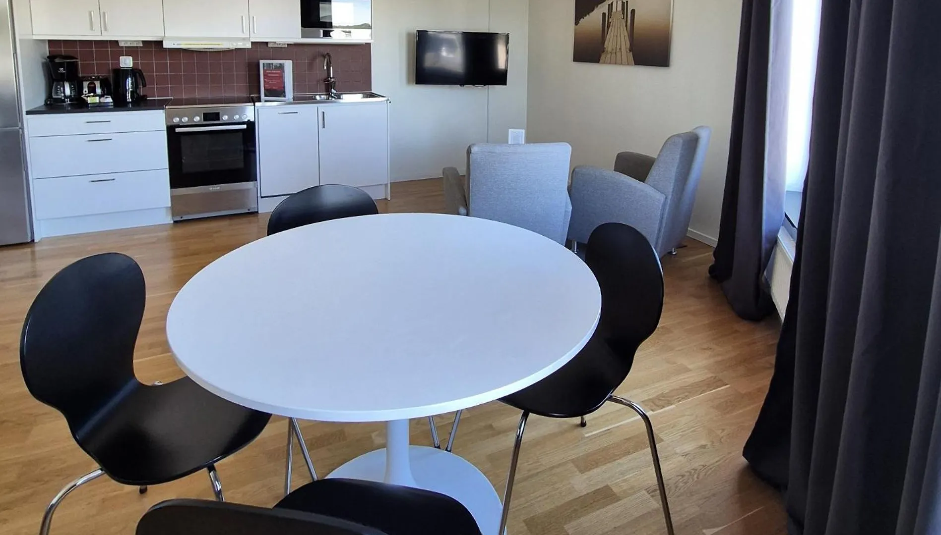 Hotel Torslanda Gotemburgo 3*,  Suecia